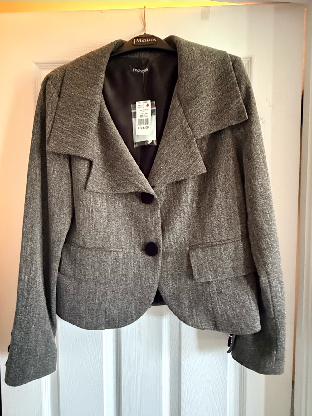 J Michaels Women's Gray Tweed Jacket